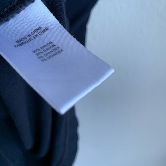 Theory | Rita/Reach V-Neck Blouse 0 - Picture 6 of 8